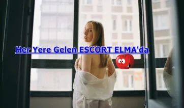 Hep Tanga Giyen ve Kapalı Otoparkta Ağzına Alan Escort